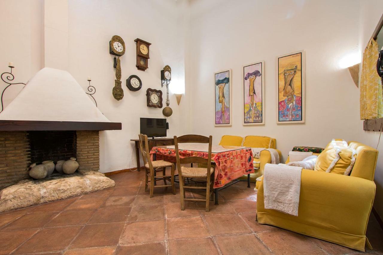 Country Home Apartment With Garage 6 Pax Seville Exterior photo